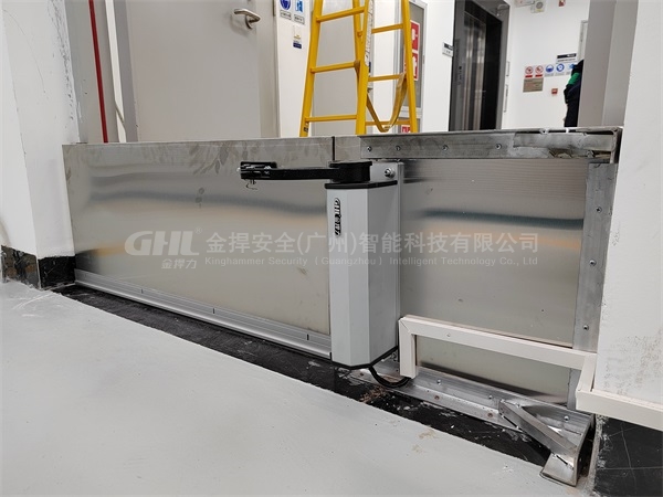 擋鼠板改裝自動(dòng)平開(kāi)門(mén)機(jī)