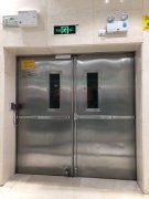 深圳逃生門鎖維修現(xiàn)場