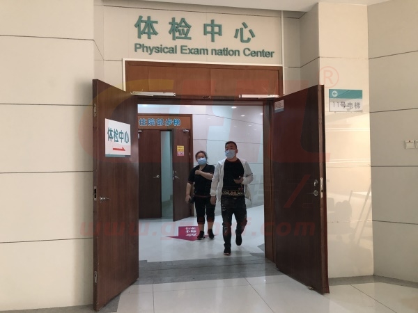 常開式防火門安裝金捍力電動閉門器