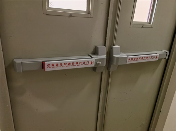 萬達廣場防火門逃生門鎖